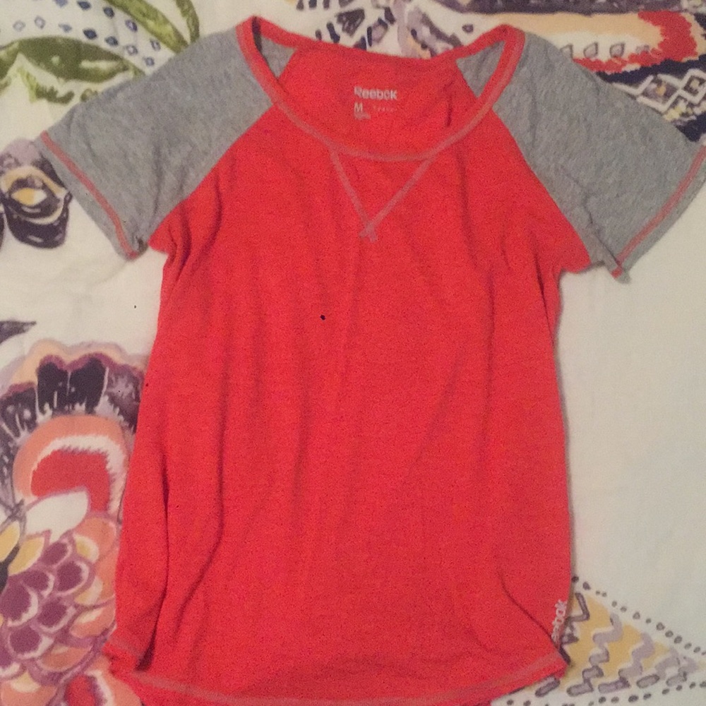 Reebok T-shirt. Sz M
